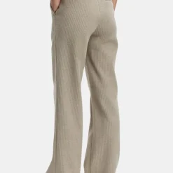 Aberdeen Straight Leg Pant
