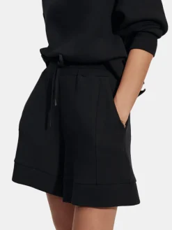 Alder Short