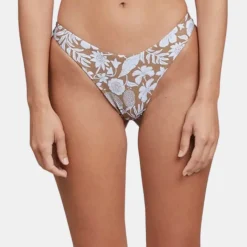 Bobbi Bottom