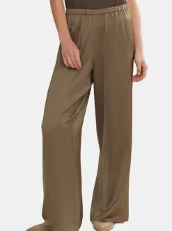 Demi Pant