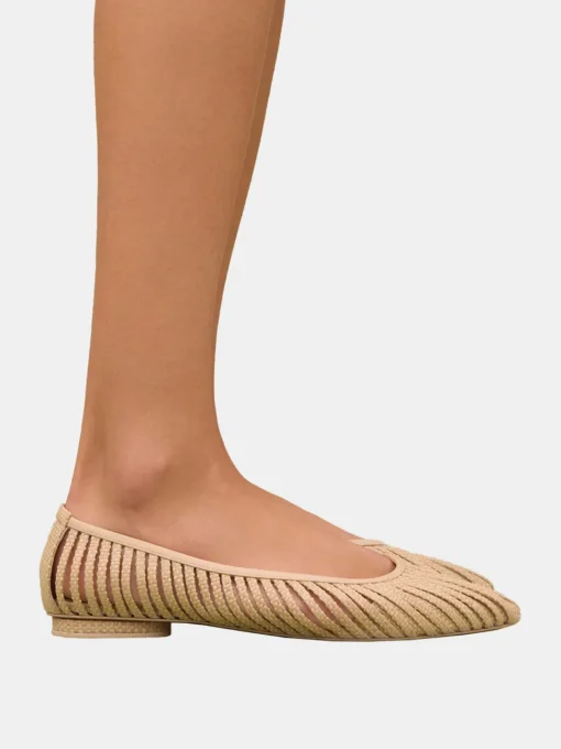 Leena Flat