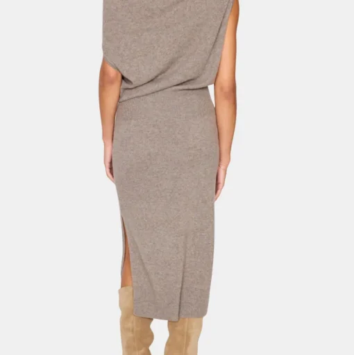 Lori Sleeveless Dress