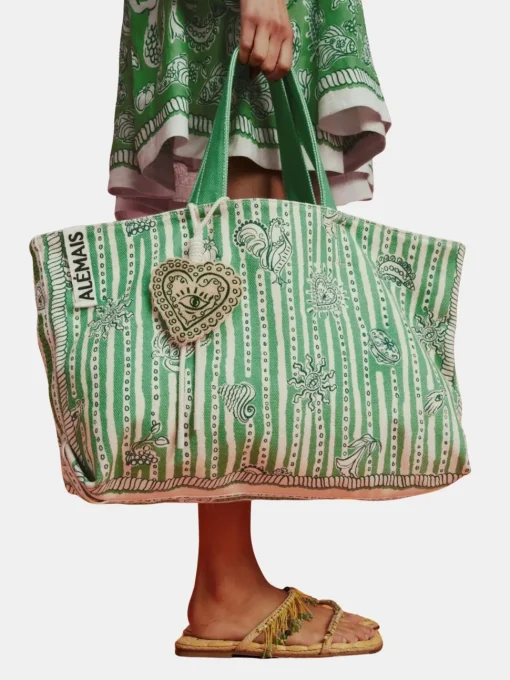 Lula Beach Tote