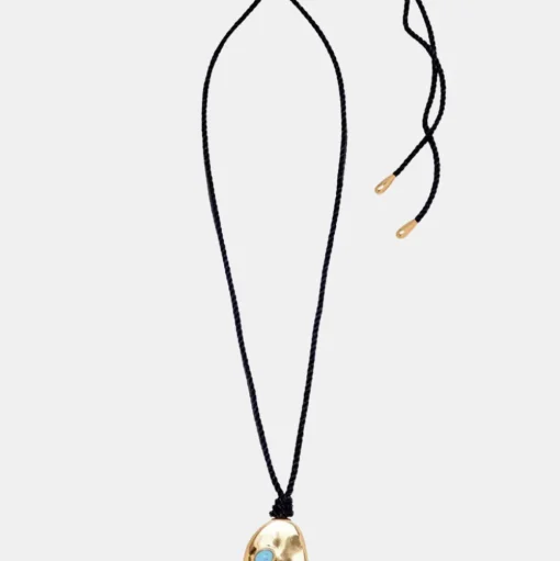 Luna Pendant Necklace