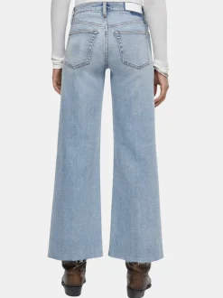 Mid Rise Wide Leg Crop Jean