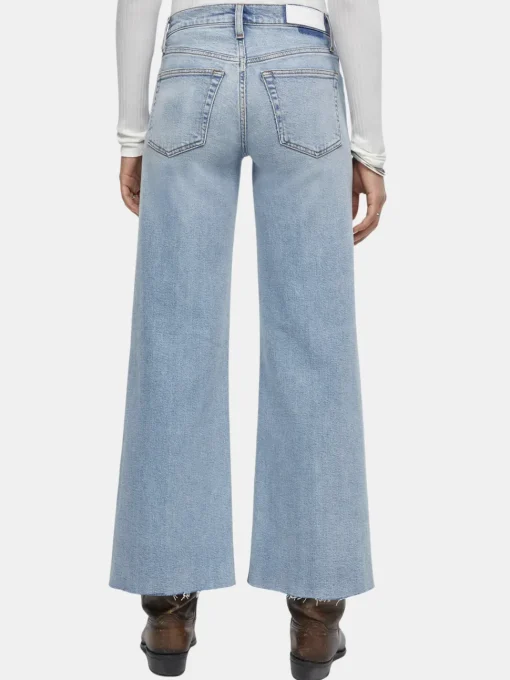 Mid Rise Wide Leg Crop Jean