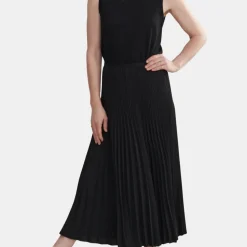 Pleated Skirt