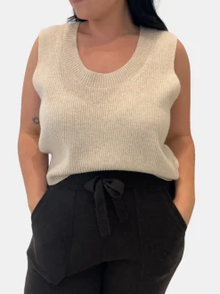 Sita Scoop Tank