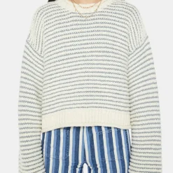 The Bell Sleeve Jumper Roll