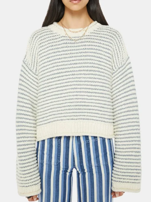 The Bell Sleeve Jumper Roll