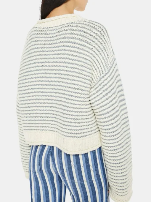 The Bell Sleeve Jumper Roll